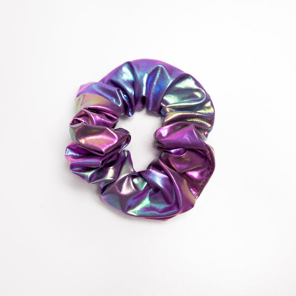 HOLOGRAPHIC ZIP SCRUNCHIE